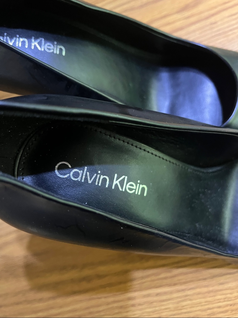 Calvin Klein Black Pointed-Toe Leather Pumps size 9.5M - Picture 7 of 7